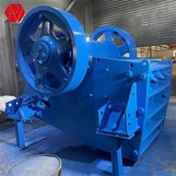 C106 চোয়াল পেষণকারী